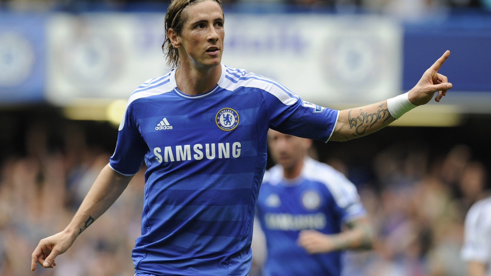 足球传球技巧教学，足球传球有几种方法